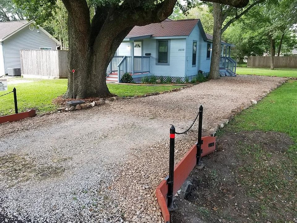 1st image of 2209 Houston Ave