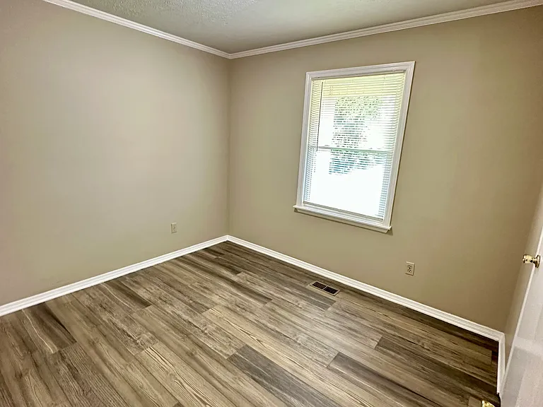 1809 Texas Ave — Photo 5