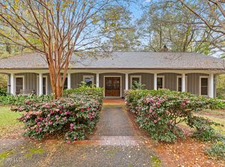 4166 Dogwood Dr, Jackson, MS 39211