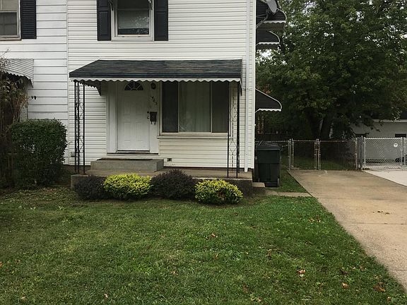 4th image of 1563 E 256th St