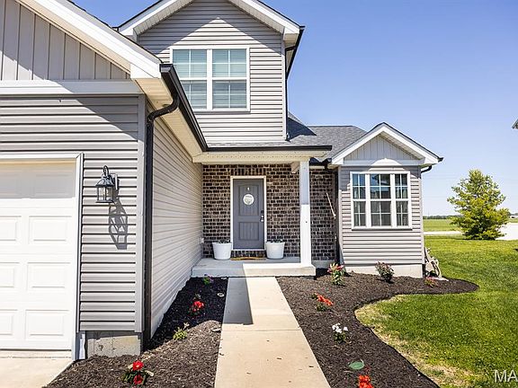 3rd image of 1228 Lear Ln