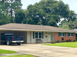 122 Gordon Crocket Dr, Lafayette, LA 70508