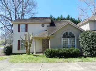 10 Summer Ct, Spartanburg, SC 29302