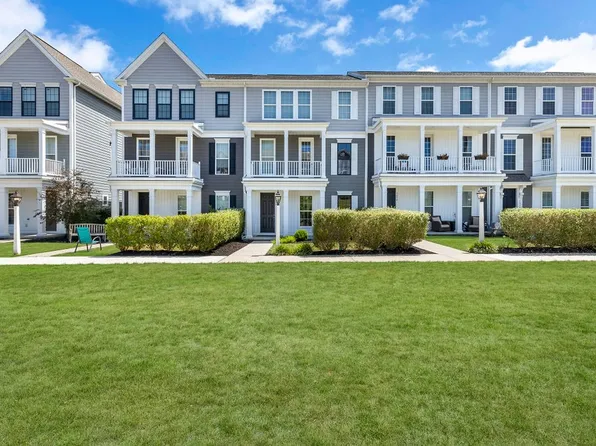 1632 Hastings Park Dr, Bridgeville, PA 15017
