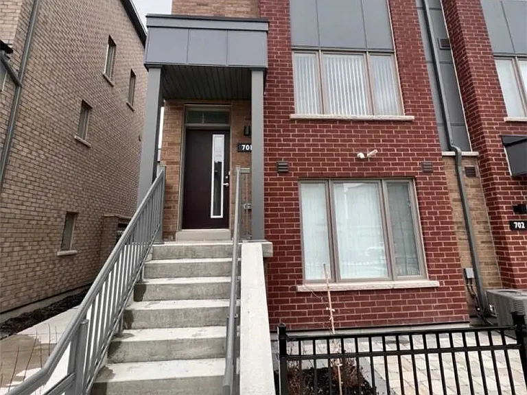 1525 Kingston Rd #701 — Photo 3
