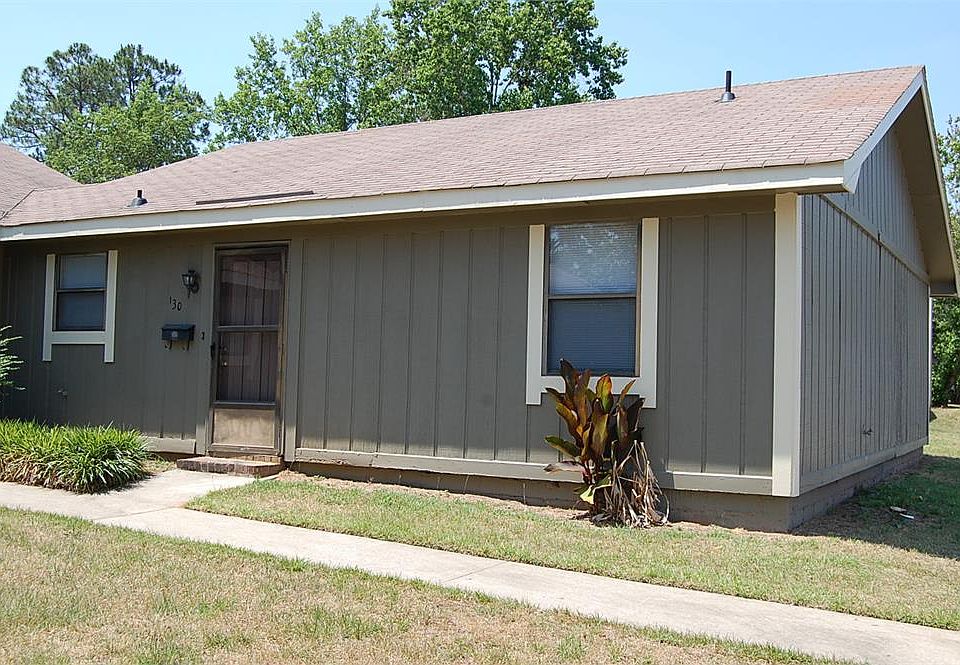 1st image of 130 Stonehedge Dr #130