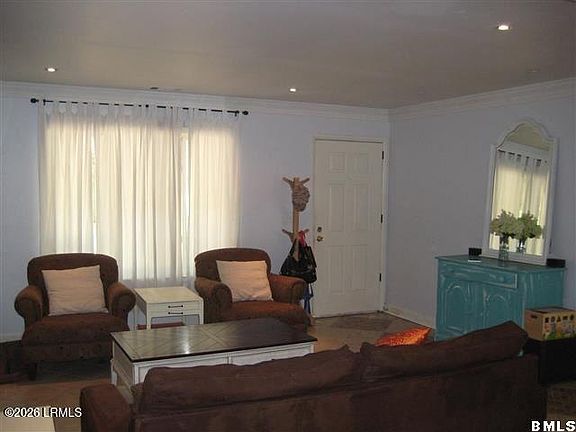 5th image of 12 Bent Oak Rd