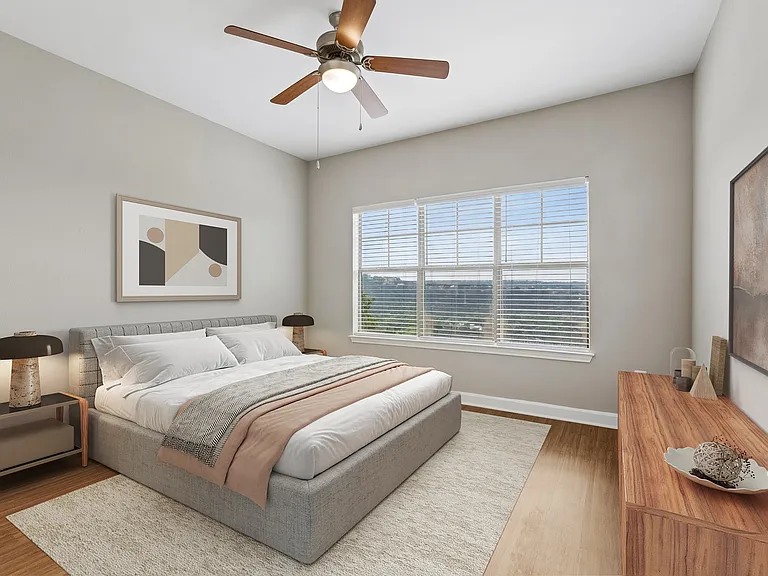 10x Living at Grandview — Photo 11