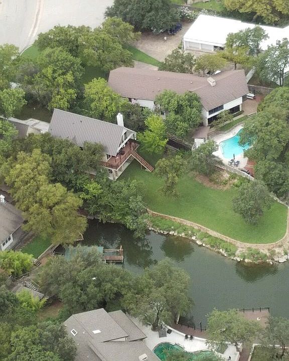 1st image of 7816 Skylake Dr