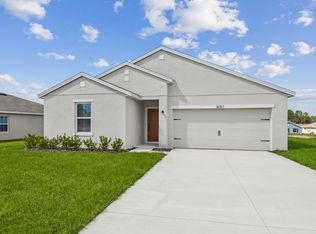 8257 W Eldron Pl, Citrus Springs, FL 34434