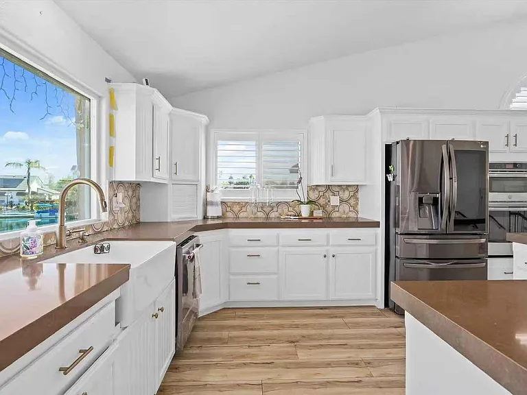 5209 Outlook Ln — Photo 2