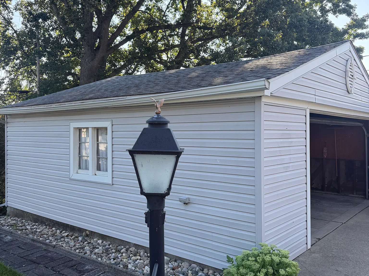 4 bed, 1394 sqft, $2,000 — Photo 3