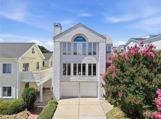 109 71st St #A, Virginia Beach, VA 23451