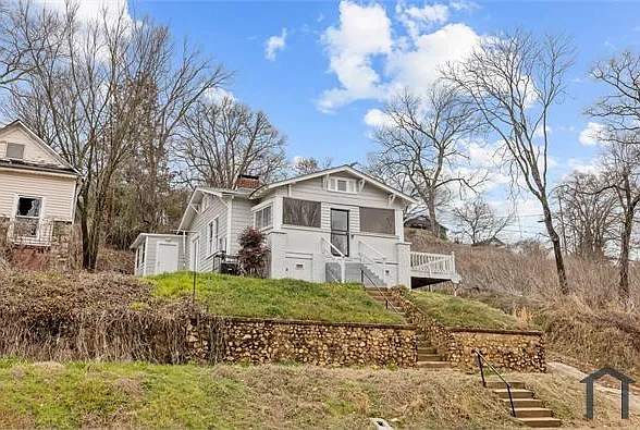3 bed, $1,099 — Photo 3