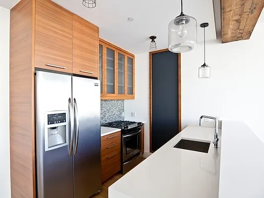 Rented by City View Living | media 42