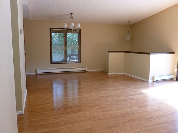 Living/Dining Room East Side