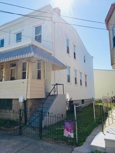 18 S Sussex St, Gloucester City, NJ, 08030
