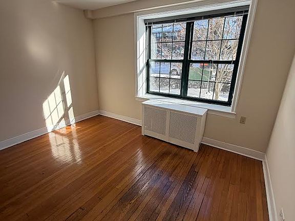 5th image of 465 Broadway APT 2C