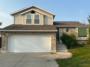 242 W 1275 N, Layton, UT 84041