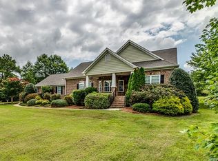 6105 Rehobeth Rd, Waxhaw, NC 28173