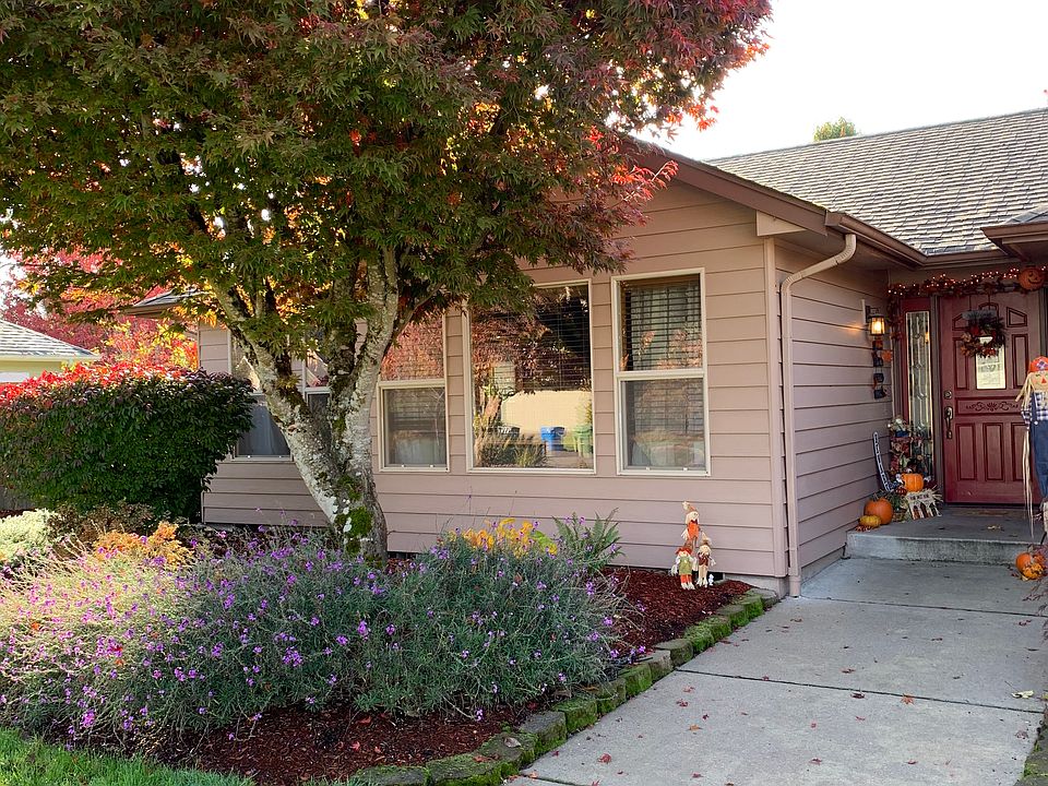 Front entryway