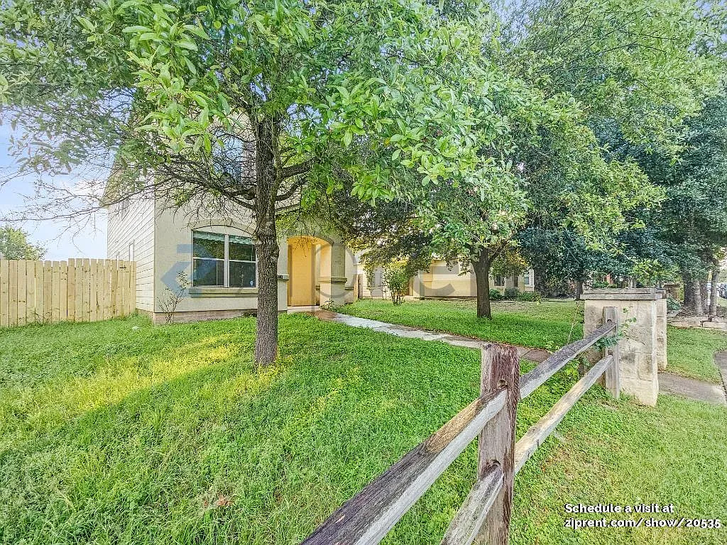 3 bed, 2.5 bath, 1856 sqft, $2,150 — Photo 2