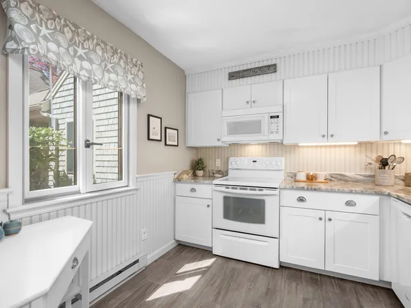 48 Landing Lane, Brewster, MA 02631