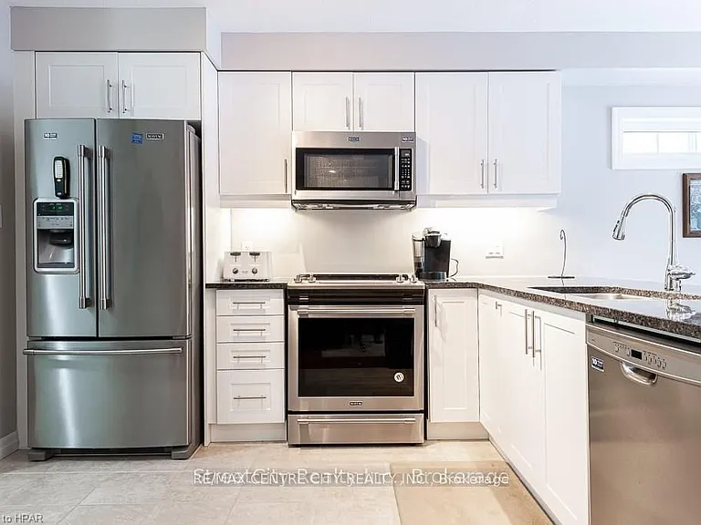 55 Harrison St #32 — Photo 6