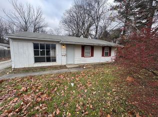 1911 E Fairchild St, Danville, IL 61832
