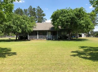 248 Edgewood Cir, Douglas, GA 31533