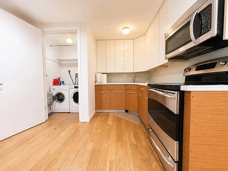 122 Vanderbilt Ave #1A — Photo 3