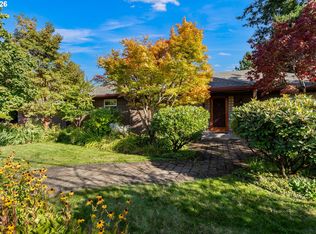 3270 SW Vista Dr, Portland, OR 97225