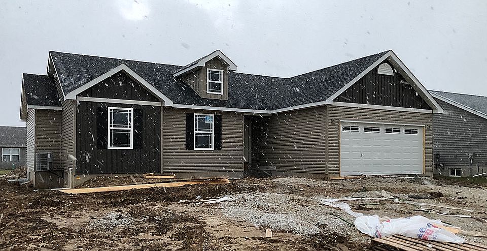 1st image of 167 Hadley Grove Dr