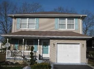 934 Gloucester Ave, Brick, NJ 08723