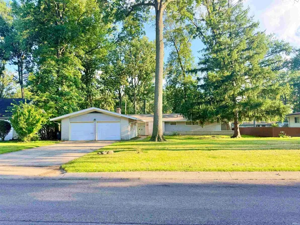 4210 Victoria Dr, Fort Wayne, IN 46815