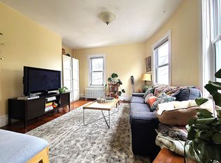 215 Cypress St, Brookline, MA 02445