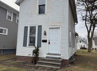 4102 Warsaw St, Fort Wayne, IN 46806