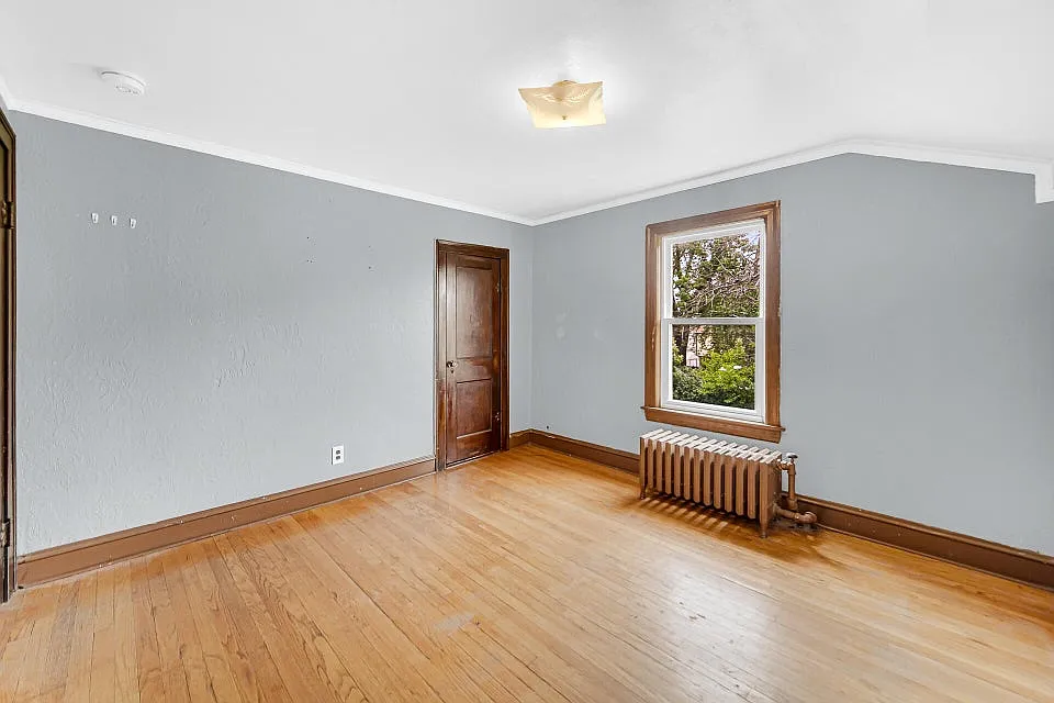 2 bed, 1340 sqft, $1,495 — Photo 2