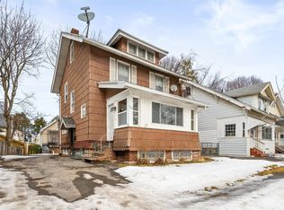 120 Rosemary Dr, Rochester, NY 14621