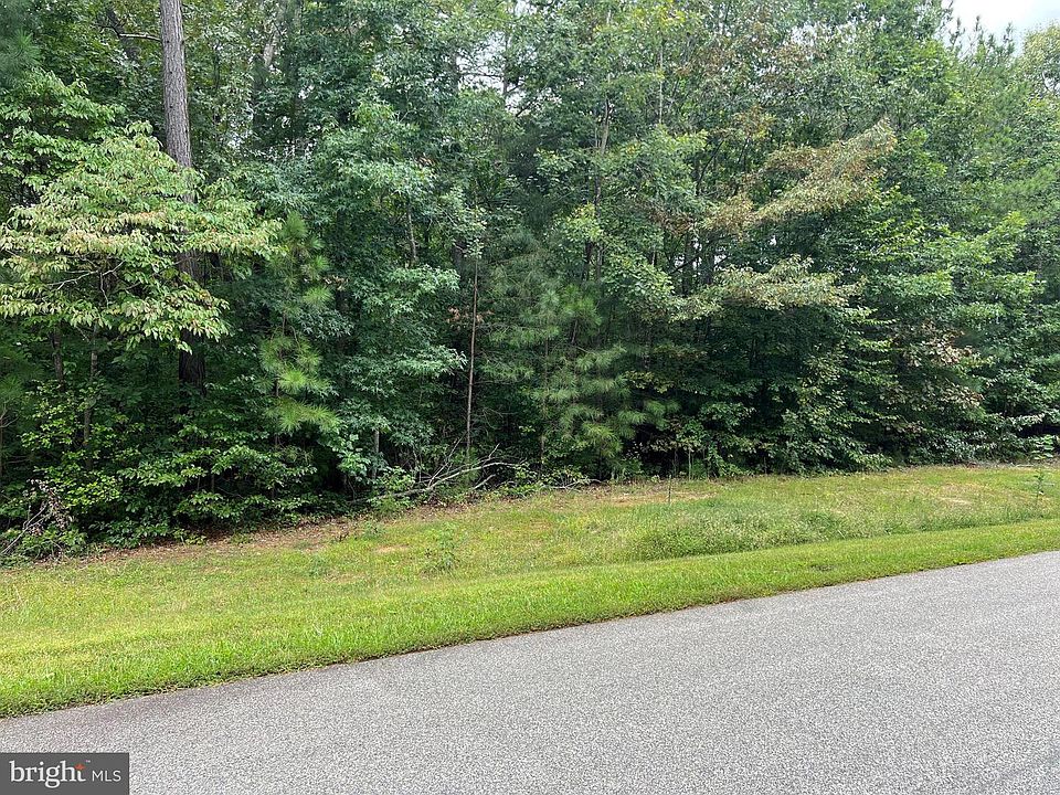 1st image of 96 Noahs Landing Dr