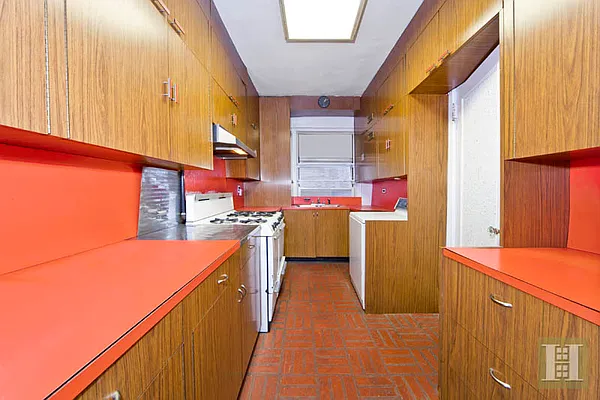 Sold by Halstead Real Estate | media 10