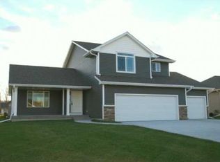 1356 E Pine Ridge St, Polk City, IA 50226