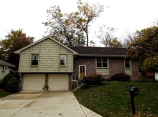 2712 S Seminole Dr, Independence, MO 64057