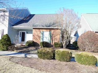 1204 Cedar Ridge Dr, Radford, VA 24141