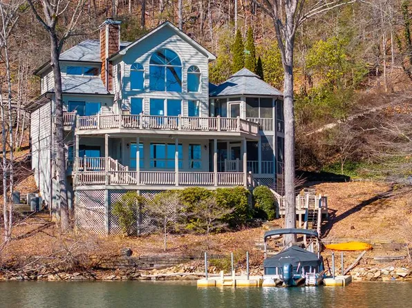198 Cherokee Trl, Robbinsville, NC 28771