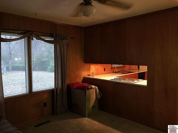 4th image of 1602 Belmont Dr