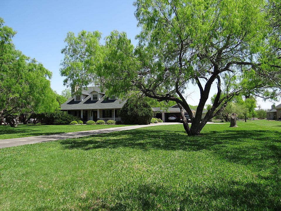 1st image of 313 Kingwood Forest Dr