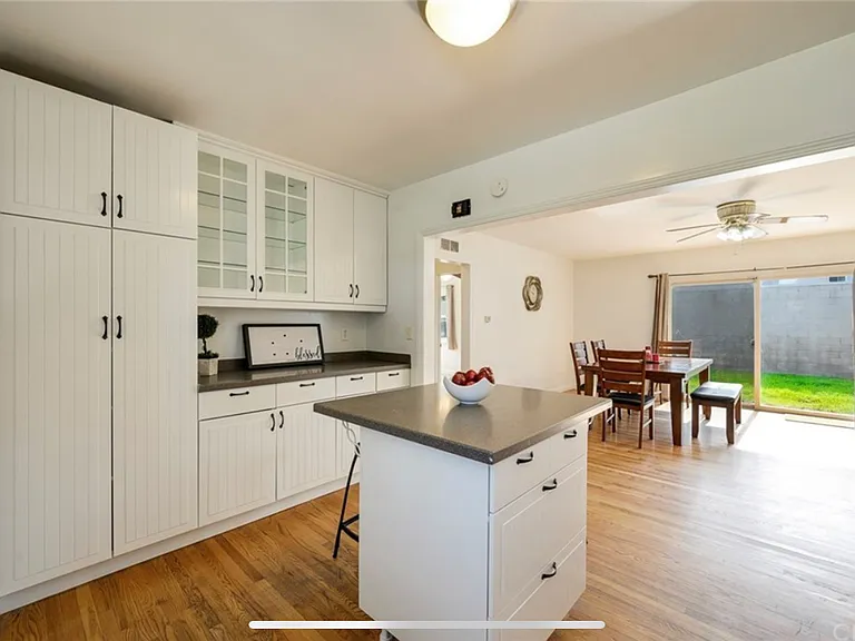 1600 W Hill Ave #A — Photo 12