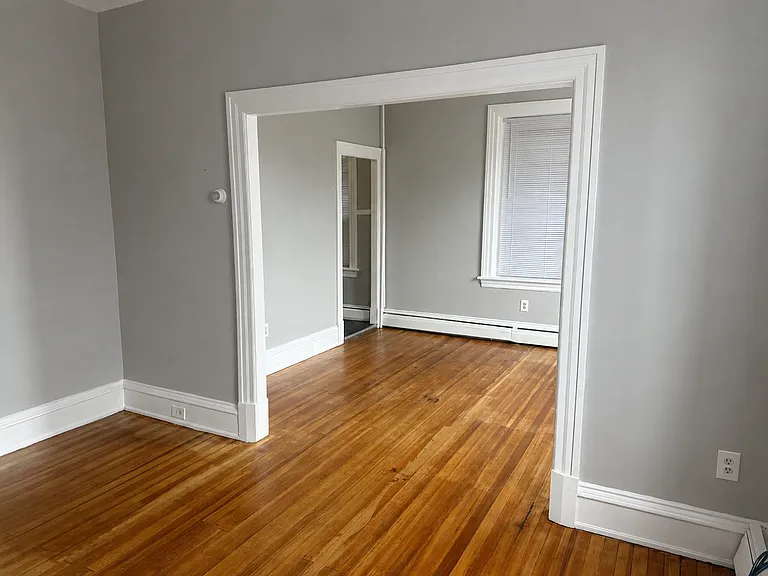 154 Hudson St #3 — Photo 6