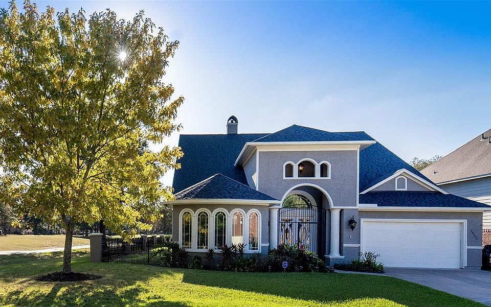 1st image of 18503 Falcon Crest Dr